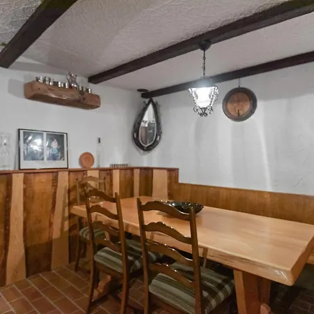 Nyaraló Maison Crans-montana, 7 Pers - 7 Lits, Jardin & Carnotzet *